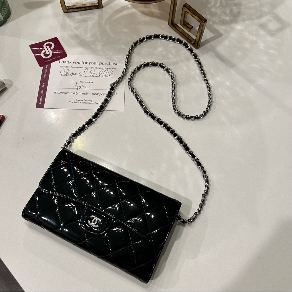 CHANEL CC Glossy Flap Leather Wallet On Chain WOC